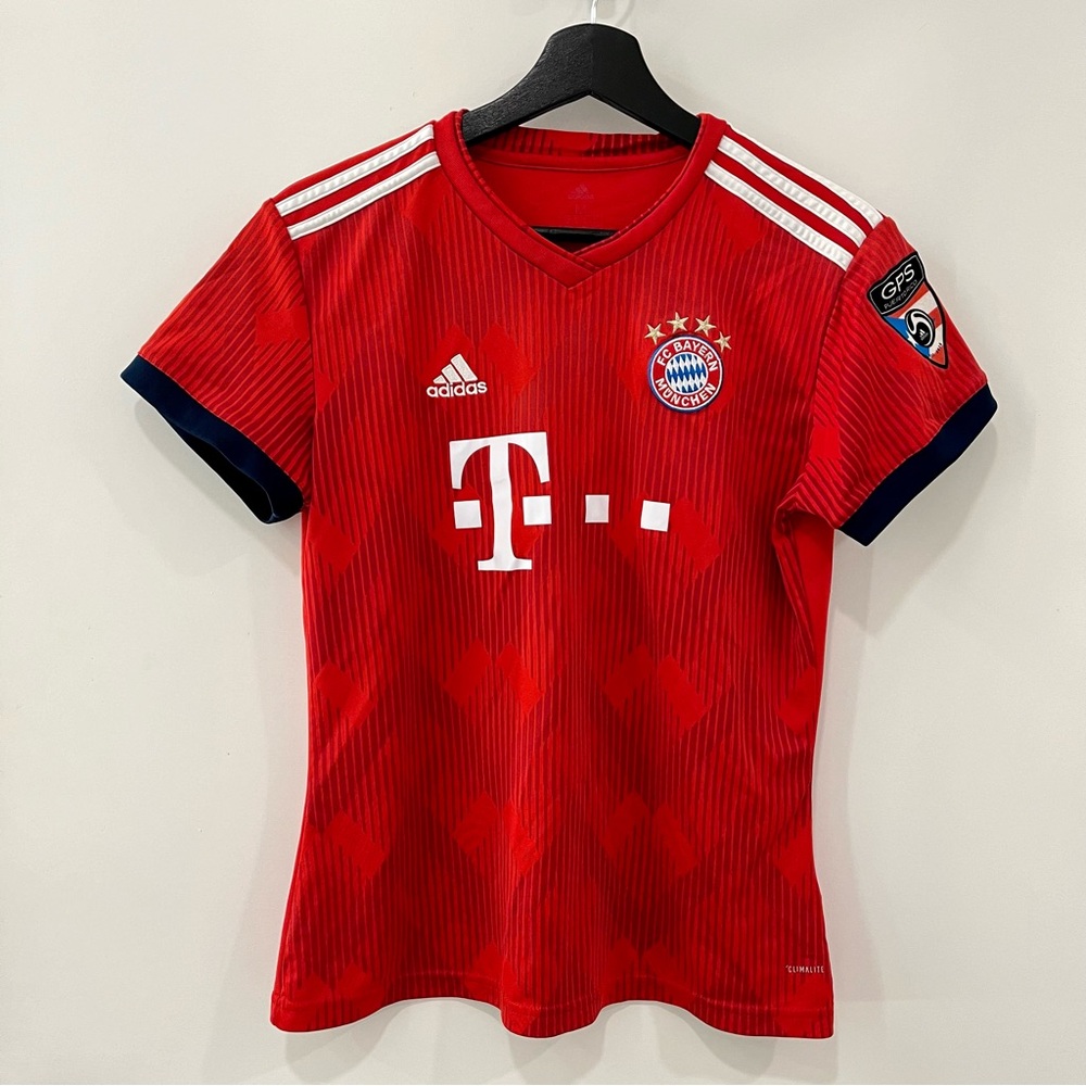 Adidas Women Bayern Munich Soccer Jersey Red FCB Medium EUC